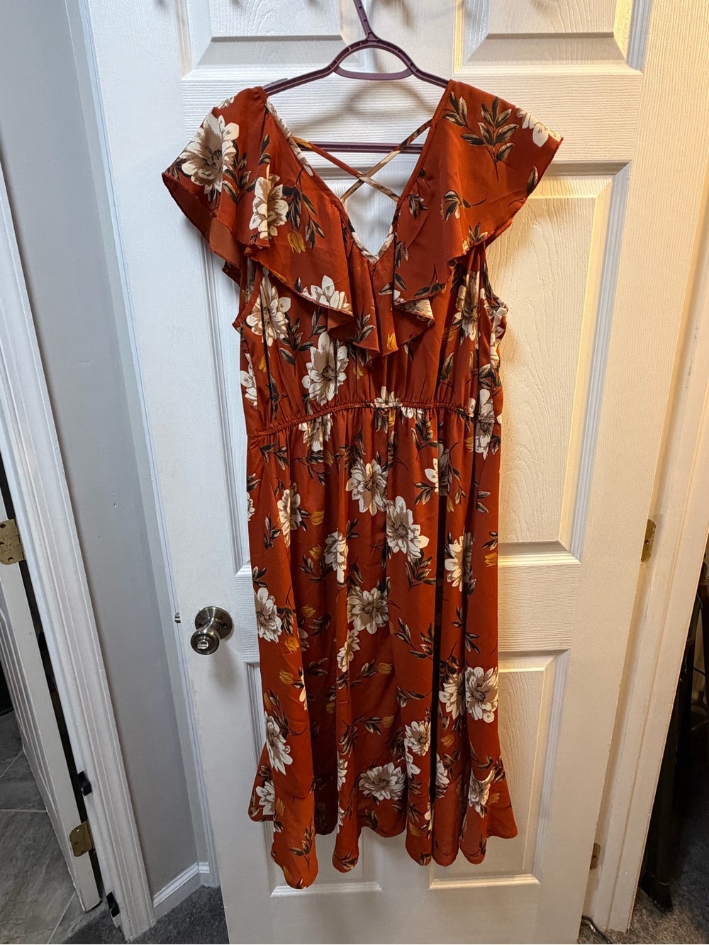 Rust Floral Ruffle Hi-Low Dress with V-Neck - Picture 4 of 4